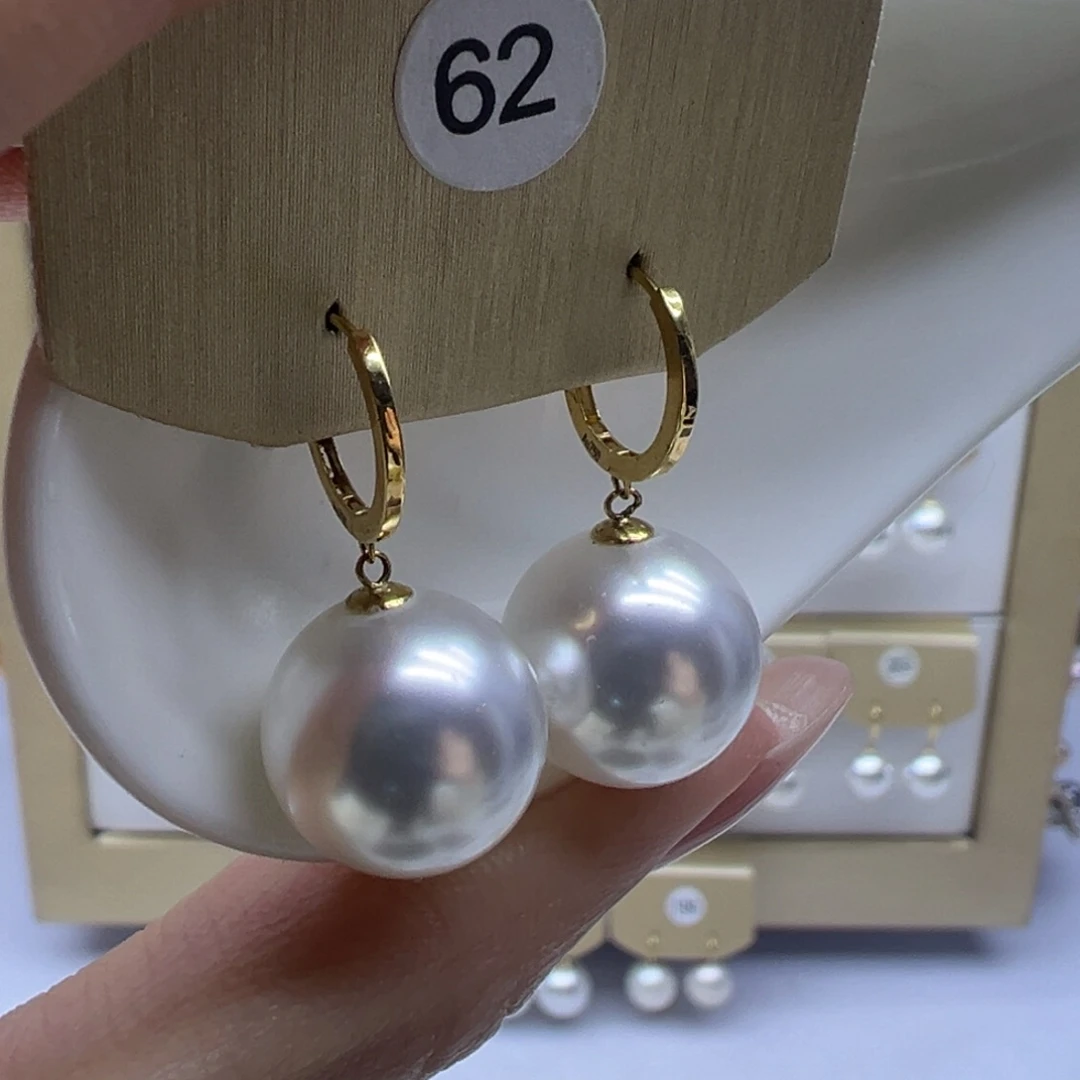 淡水珍珠耳饰18K金镶嵌