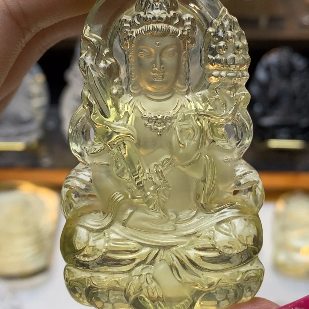 奥***妈吊坠(赠链)水晶未镶嵌