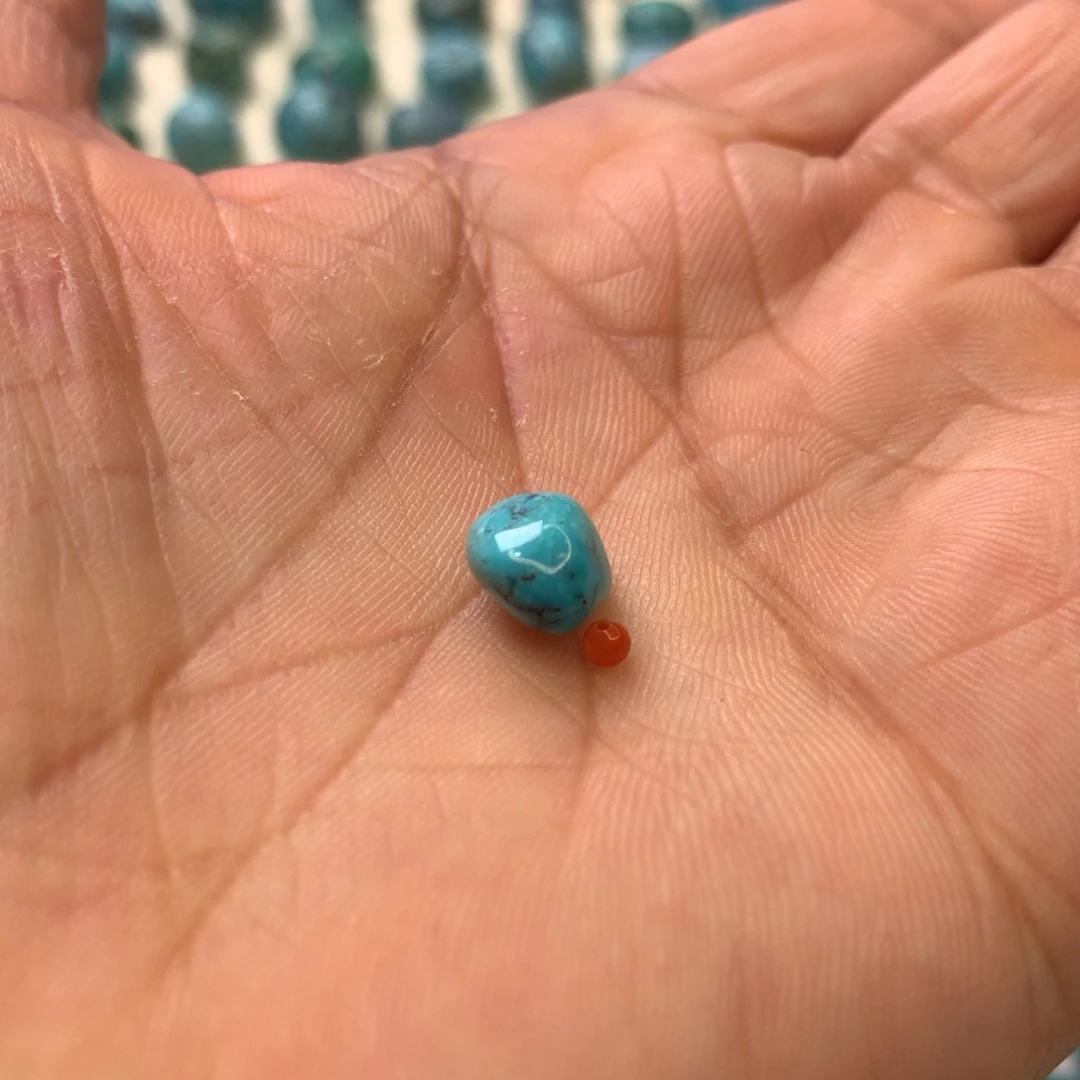 南红玛瑙未镶嵌珠宝奇石