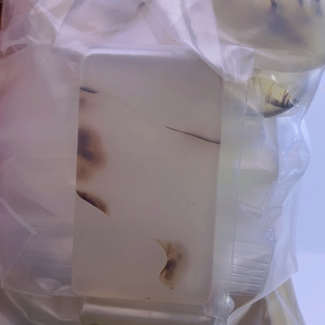 玛瑙/玉髓颈饰未镶嵌赵**.