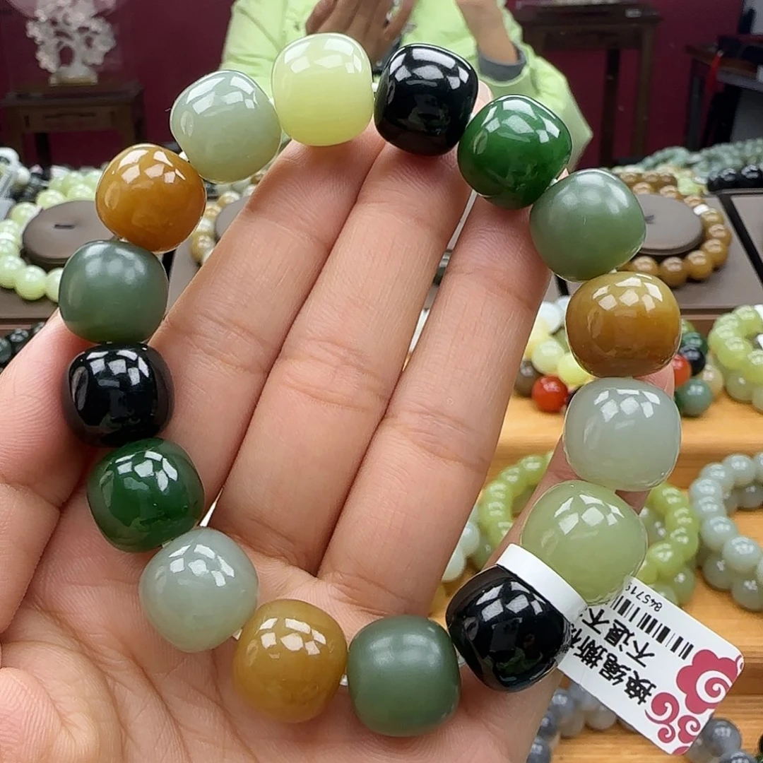 和田玉未镶嵌手链