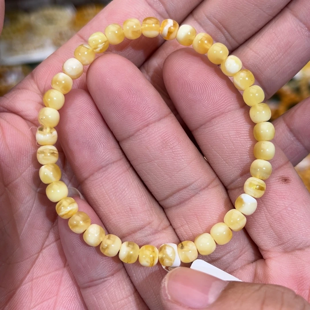 琥珀未镶嵌手链有瑕疵5.5mm