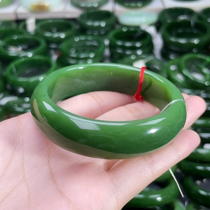 和田玉（碧玉）手镯未镶嵌