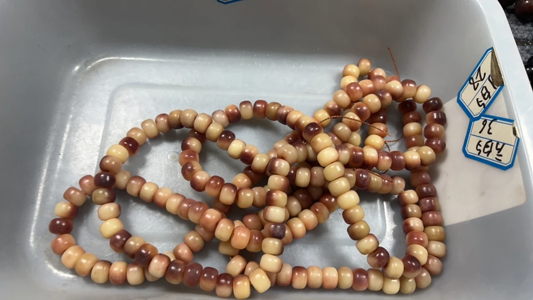 Q62特色手工艺木制品。