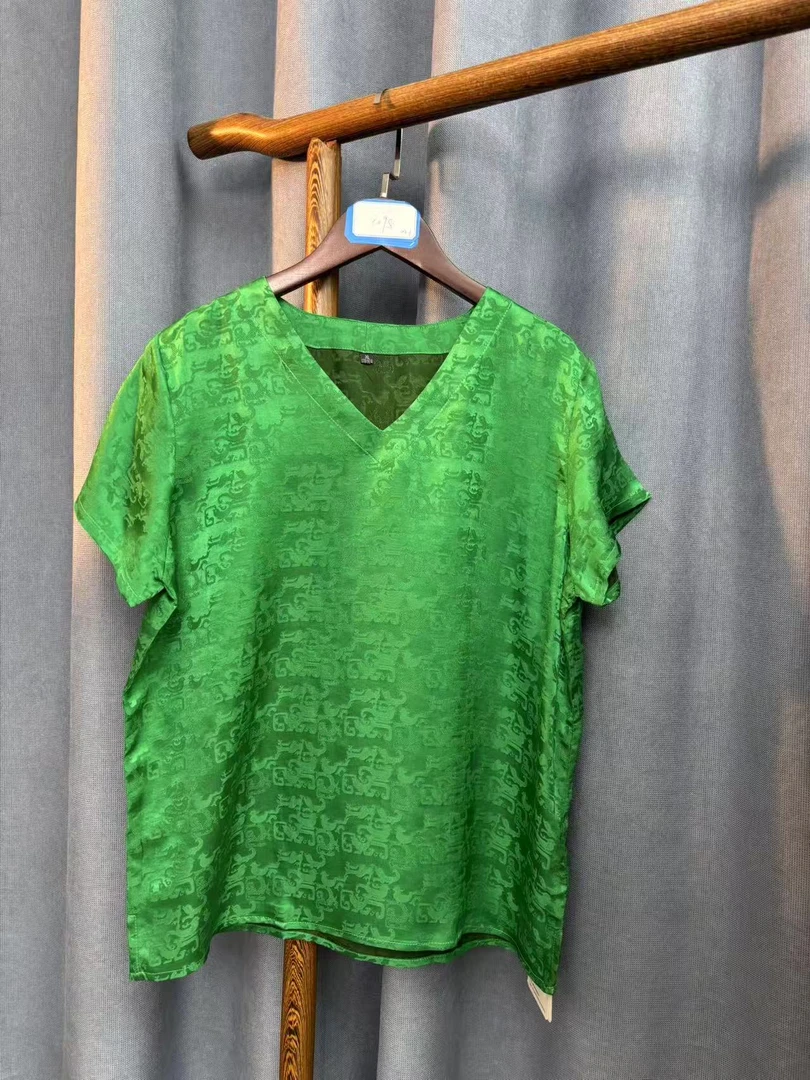 2025夏季新款时尚复古桑蚕丝香云纱V领上衣女C098