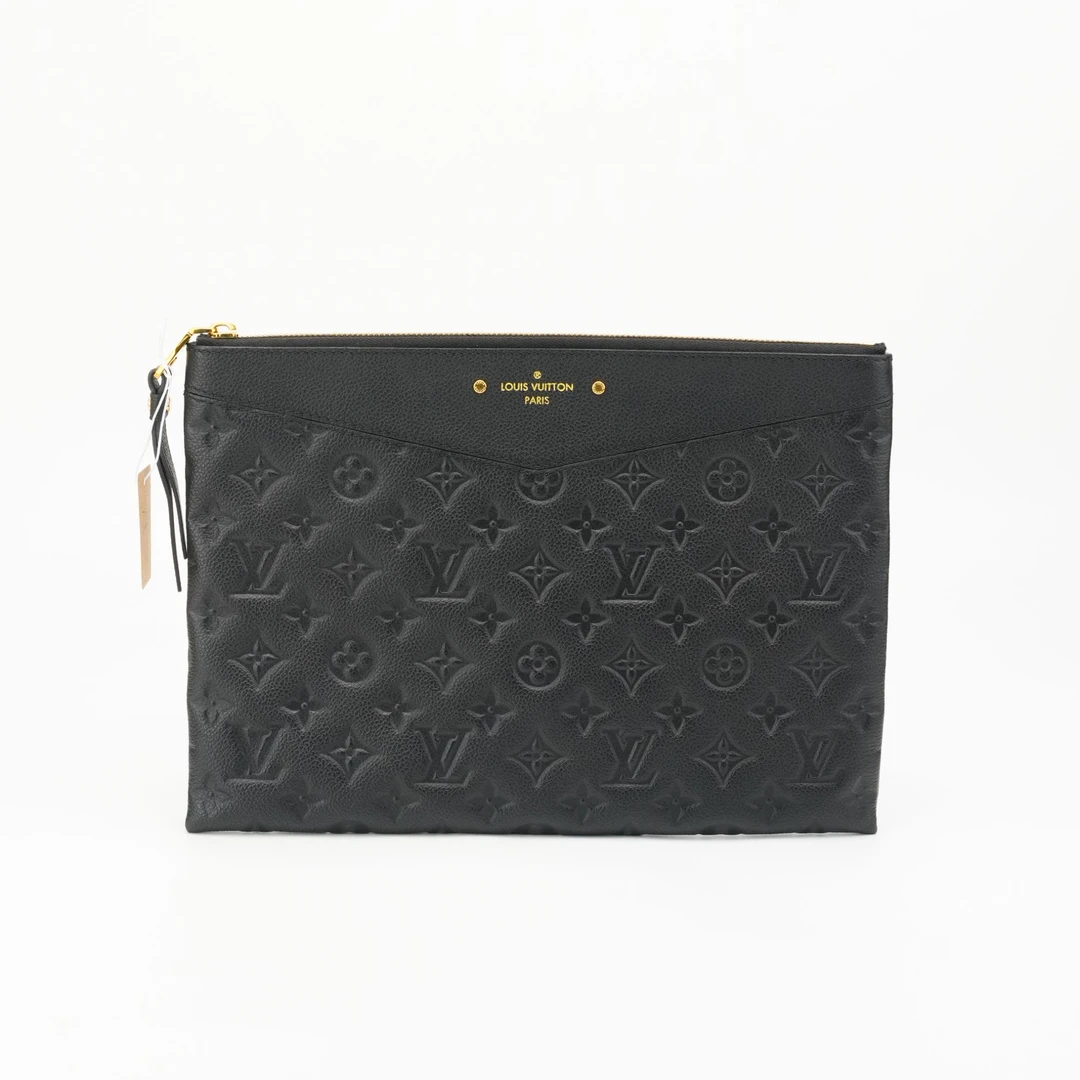 99新 LouisVuitton/路易威登 黑色压纹老花手拿包全皮 721