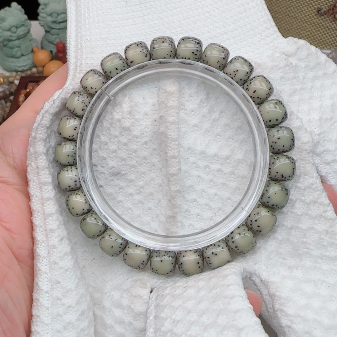 手串星月菩提侧留白针尖星9*8