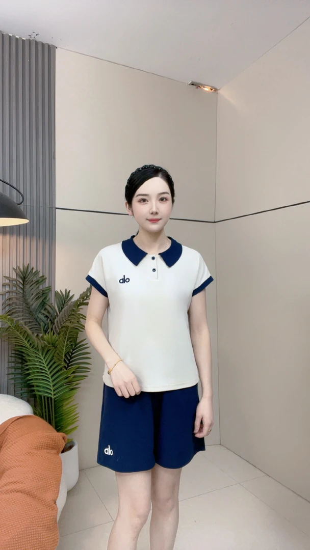 即墨25年夏季新款小翻领字母刺绣短袖T恤短裤时尚百搭休闲两件套