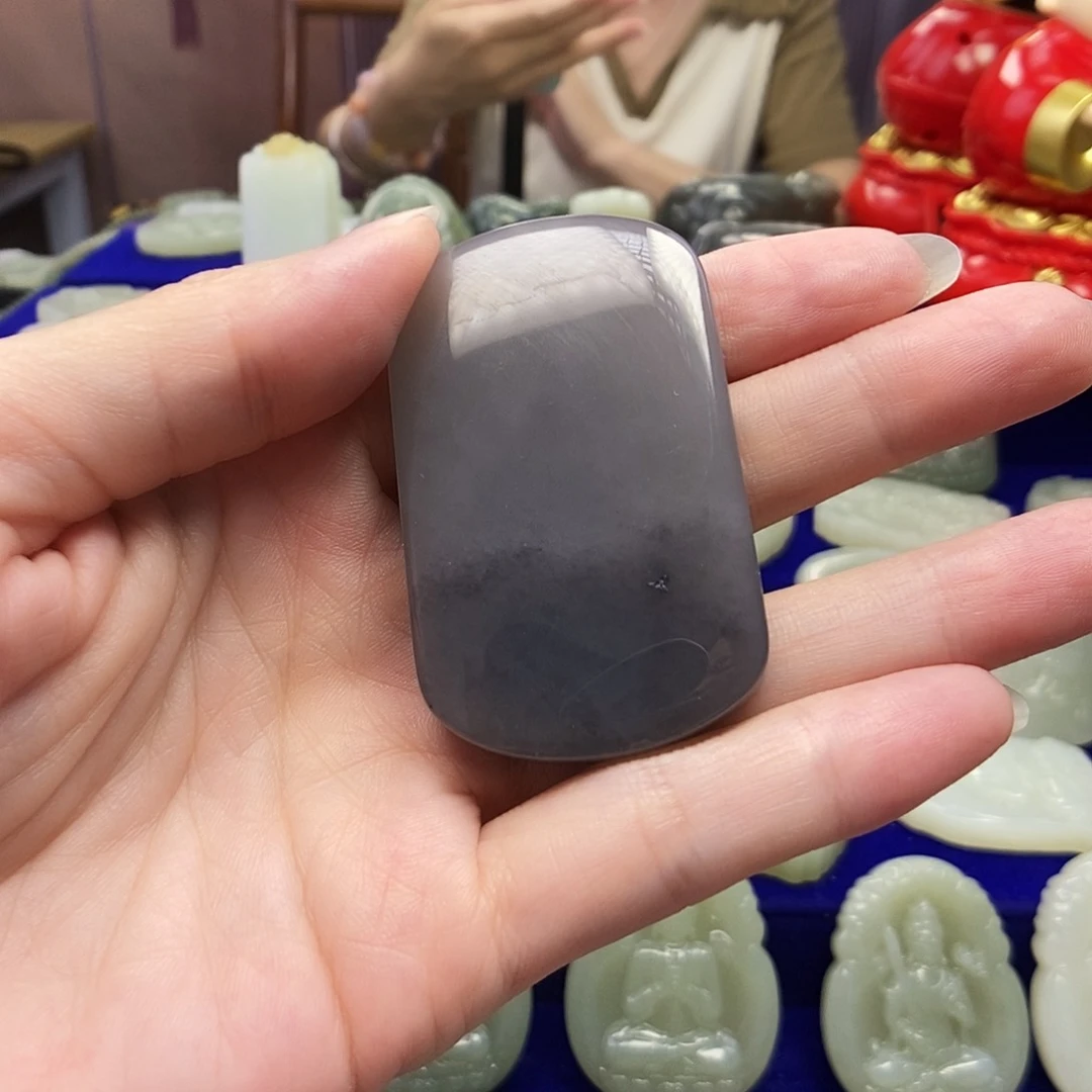 颈饰未镶嵌和田玉劈***哄