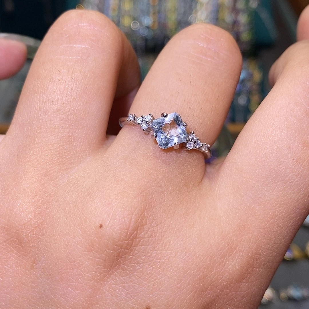 海蓝宝石戒指银S925镶嵌