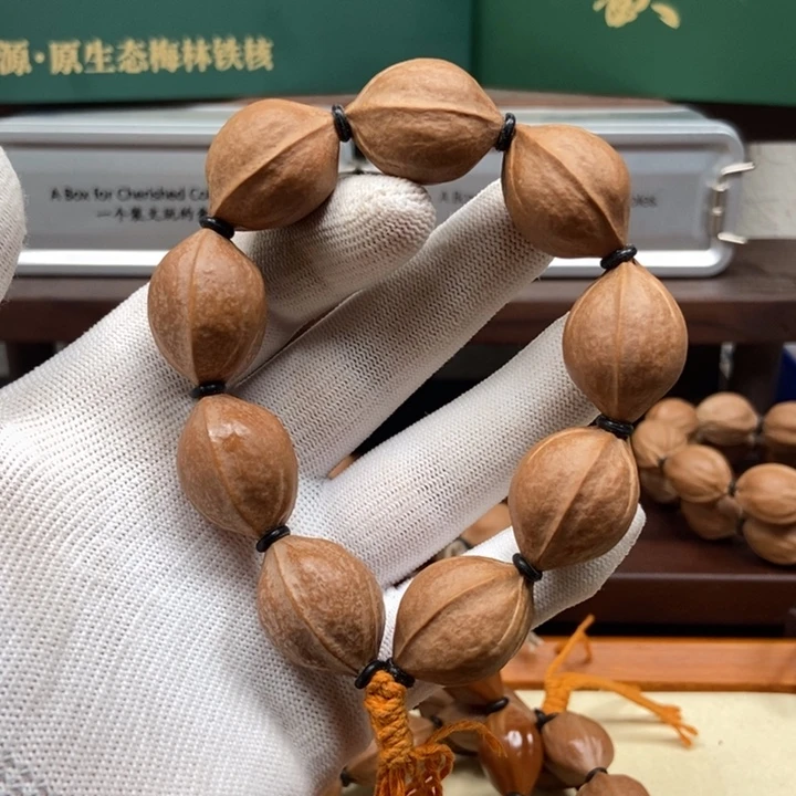 R***l橄榄核手串2028三花短圆