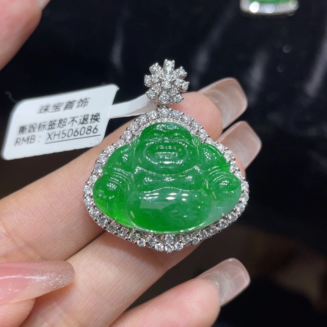 翡翠颈饰18K金镶嵌天然缅甸翡翠