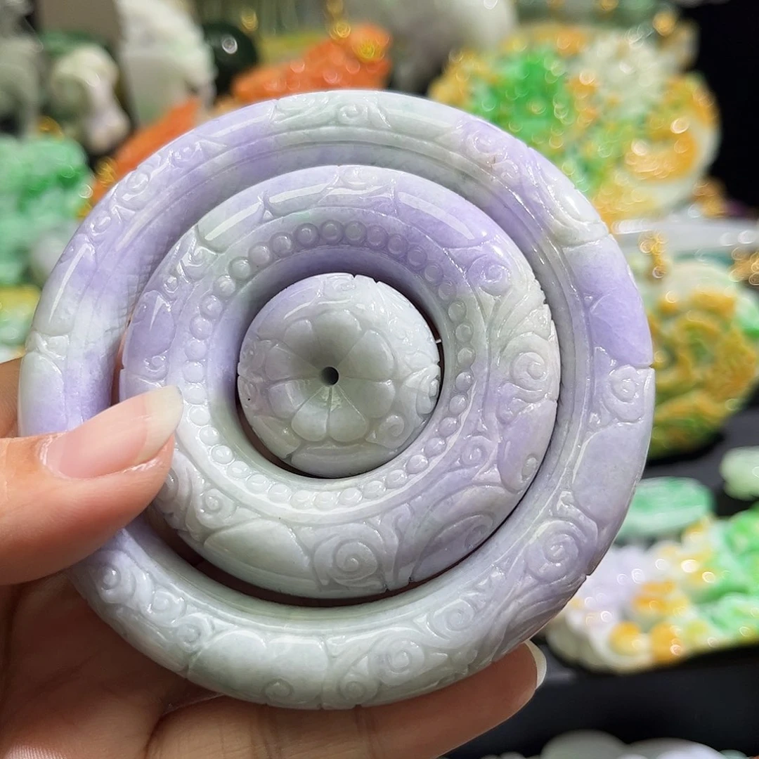 翡翠未镶嵌颈饰待编织