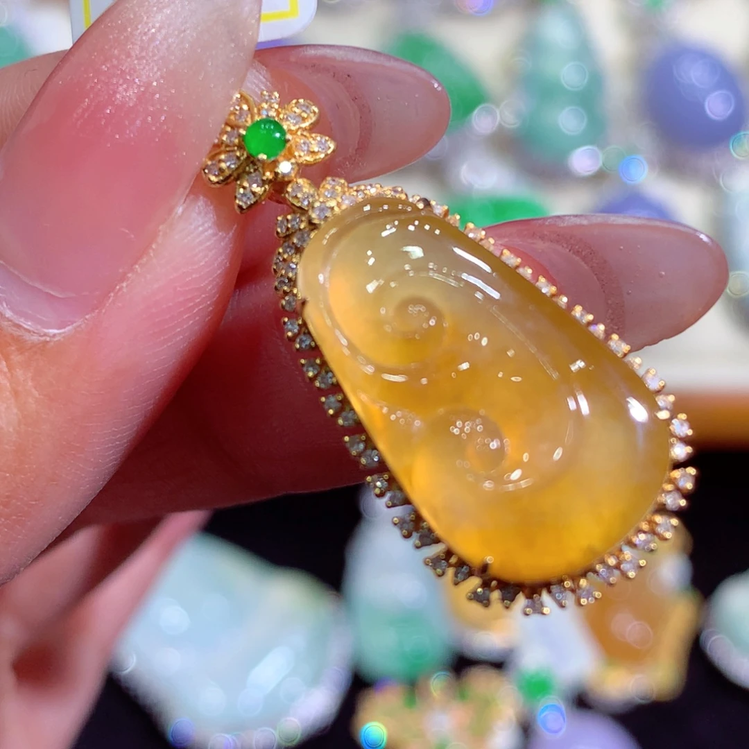 翡翠18K金镶嵌吊坠(不含链)