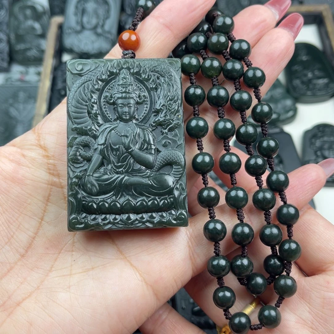 和田玉颈饰未镶嵌别**。