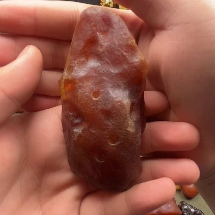 L***G定制琥珀未镶嵌纯天然蜜蜡吊坠