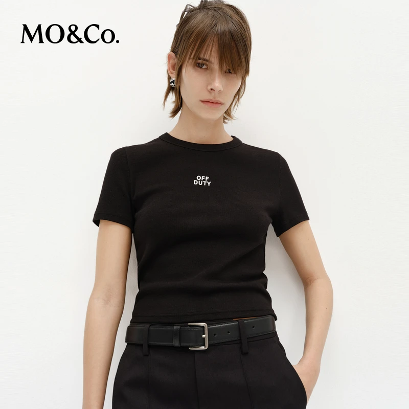 MOCO短袖T恤2025春新品印花弹力棉质短款精裁正肩收腰MBE1TEE010