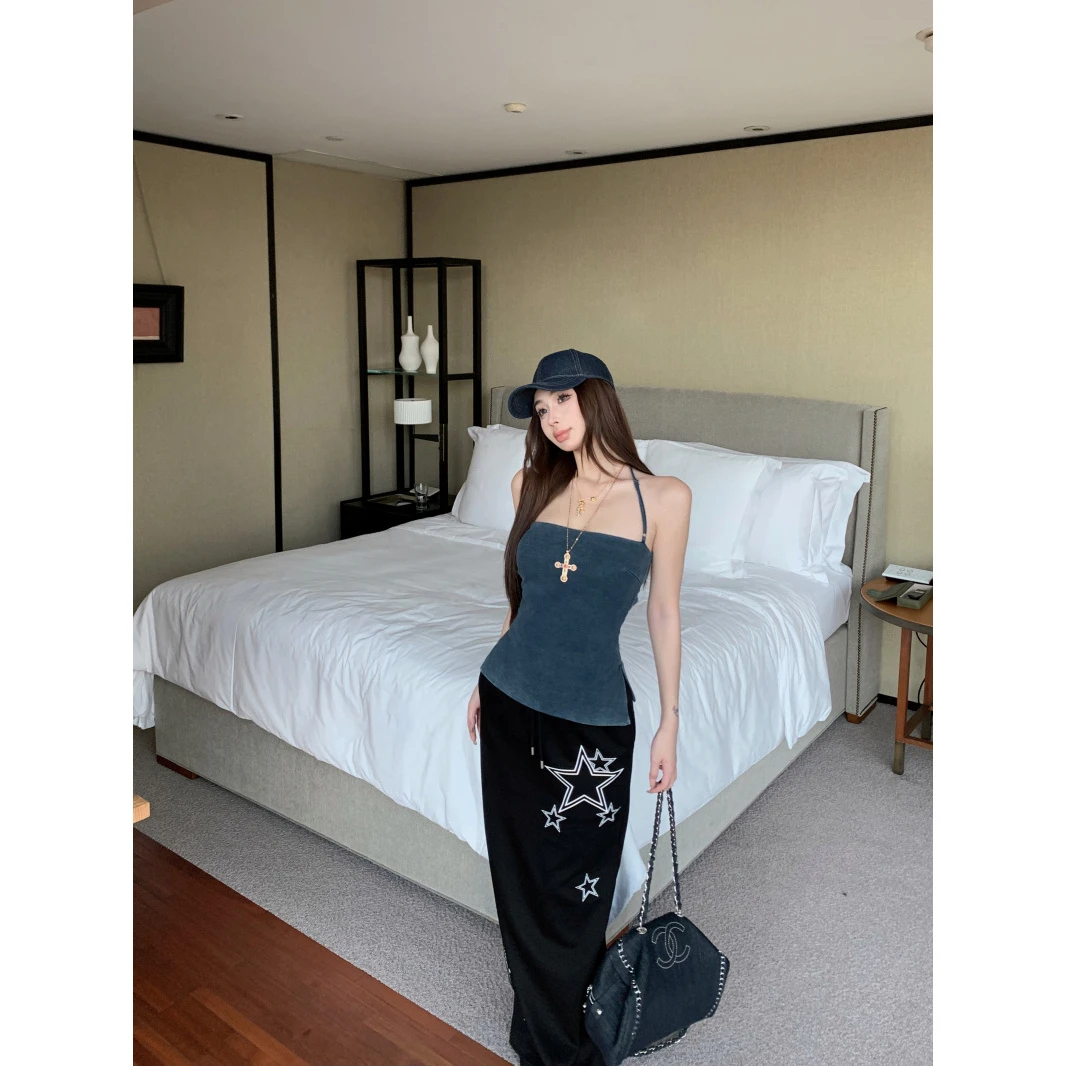 复古挂脖露背牛仔吊带套装女时尚百搭纯欲风辣妹印花半身裙两件套