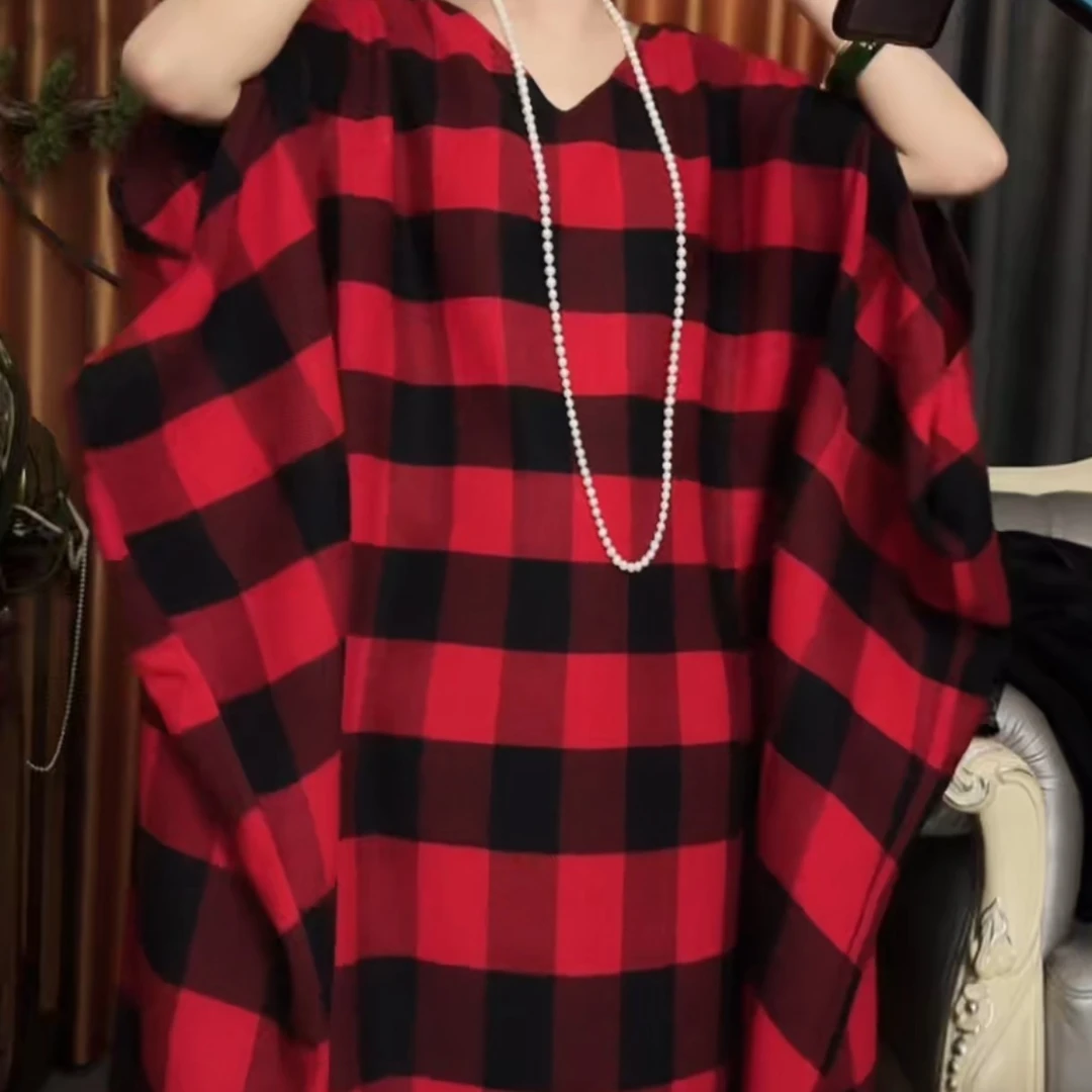 红格子羊绒大袍子