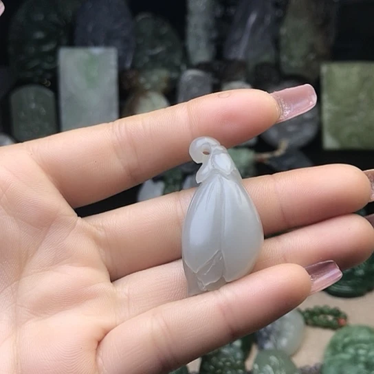 和田玉未镶嵌挂件