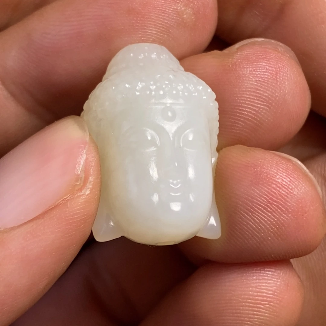 颈饰未镶嵌和田玉天*