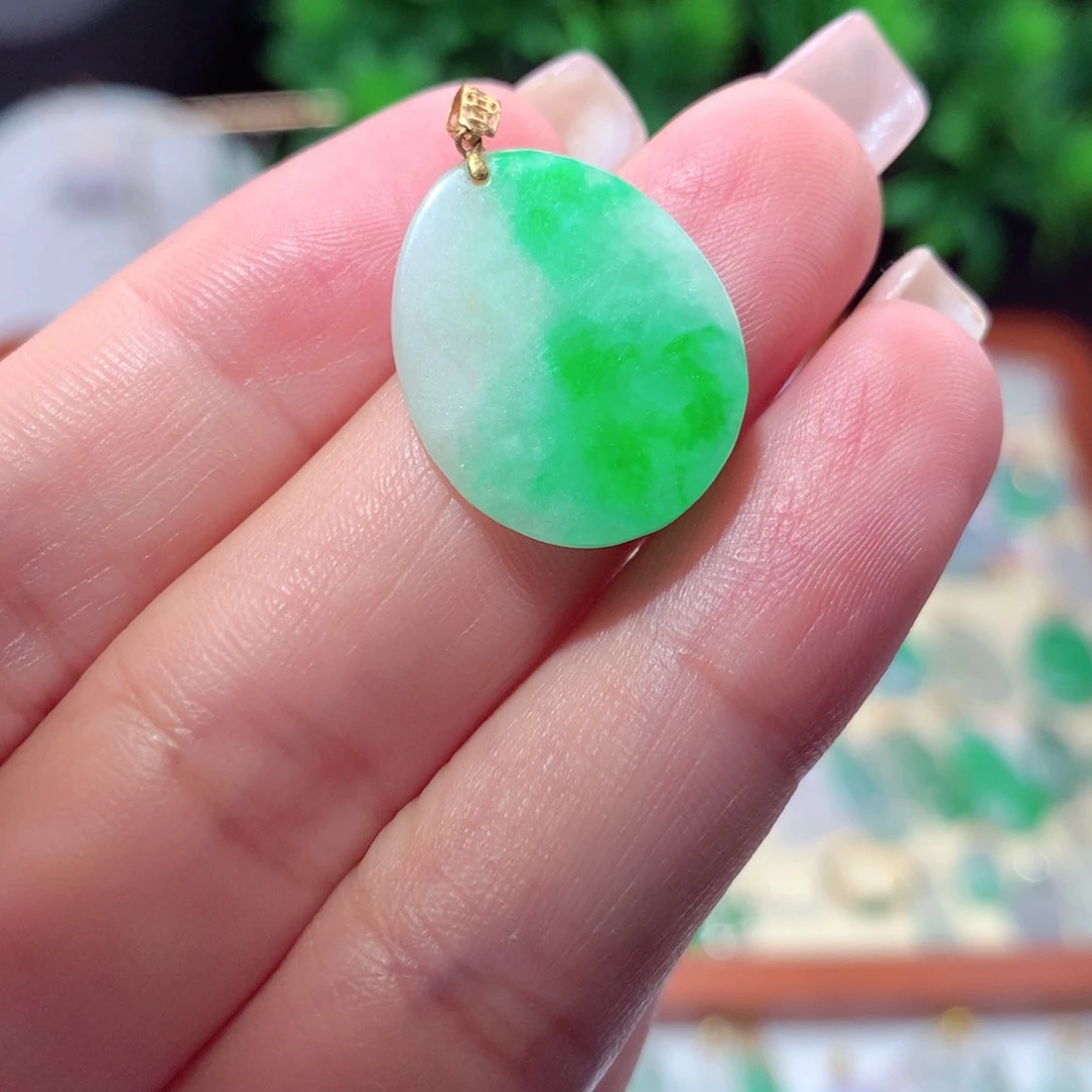 翡翠18K金镶嵌吊坠(不含链)