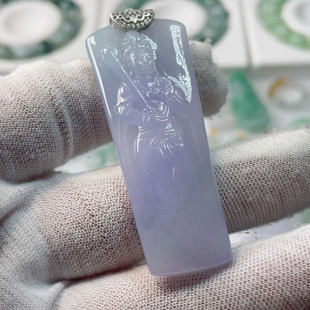 翡翠吊坠(不含链)未镶嵌铁*