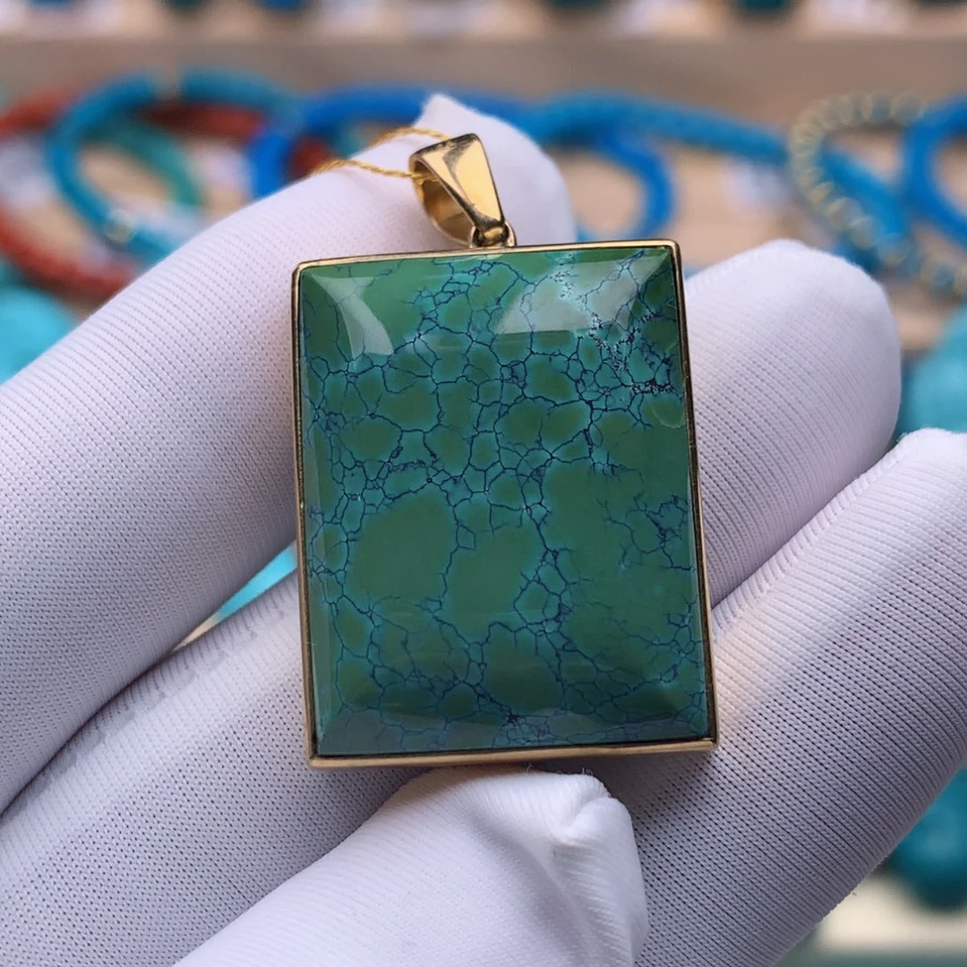 绿松石18K金镶嵌珠宝奇石