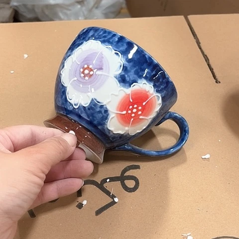 微瑕，不能明火，口径12高度8有缺瓷