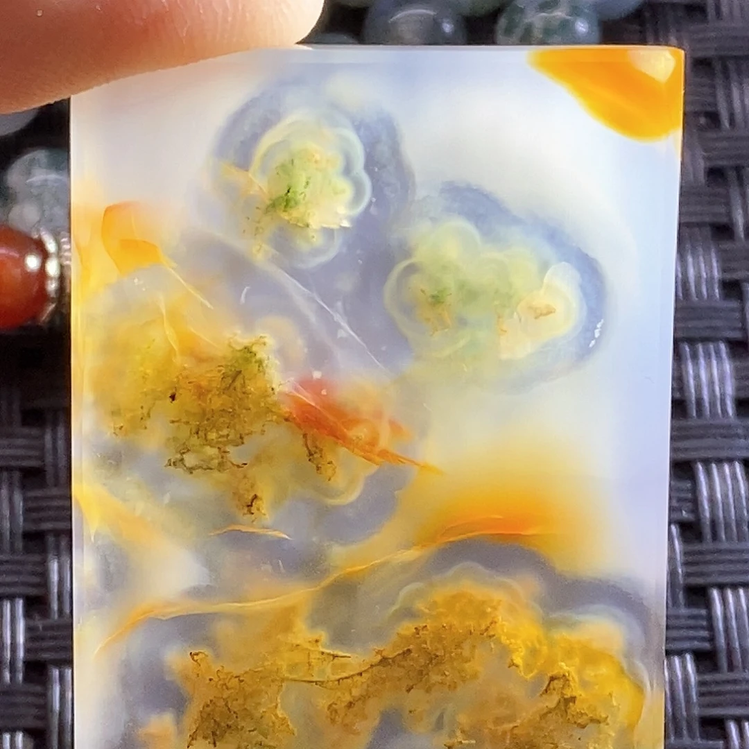 未镶嵌颈饰玛瑙/玉髓渔*