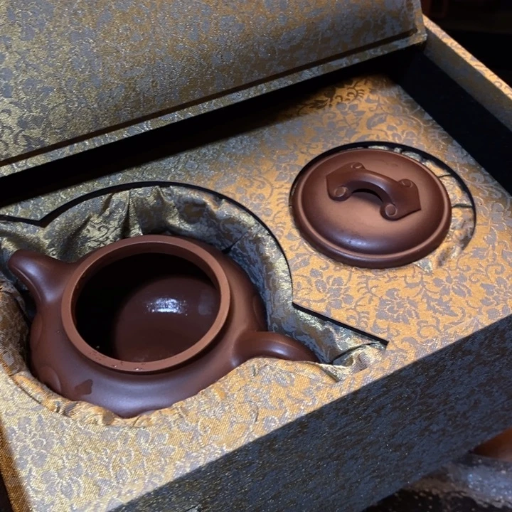 汪***书茶壶紫砂1478886666335566