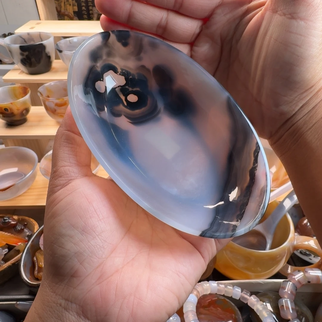 洪***天玛瑙/玉髓未镶嵌盘子