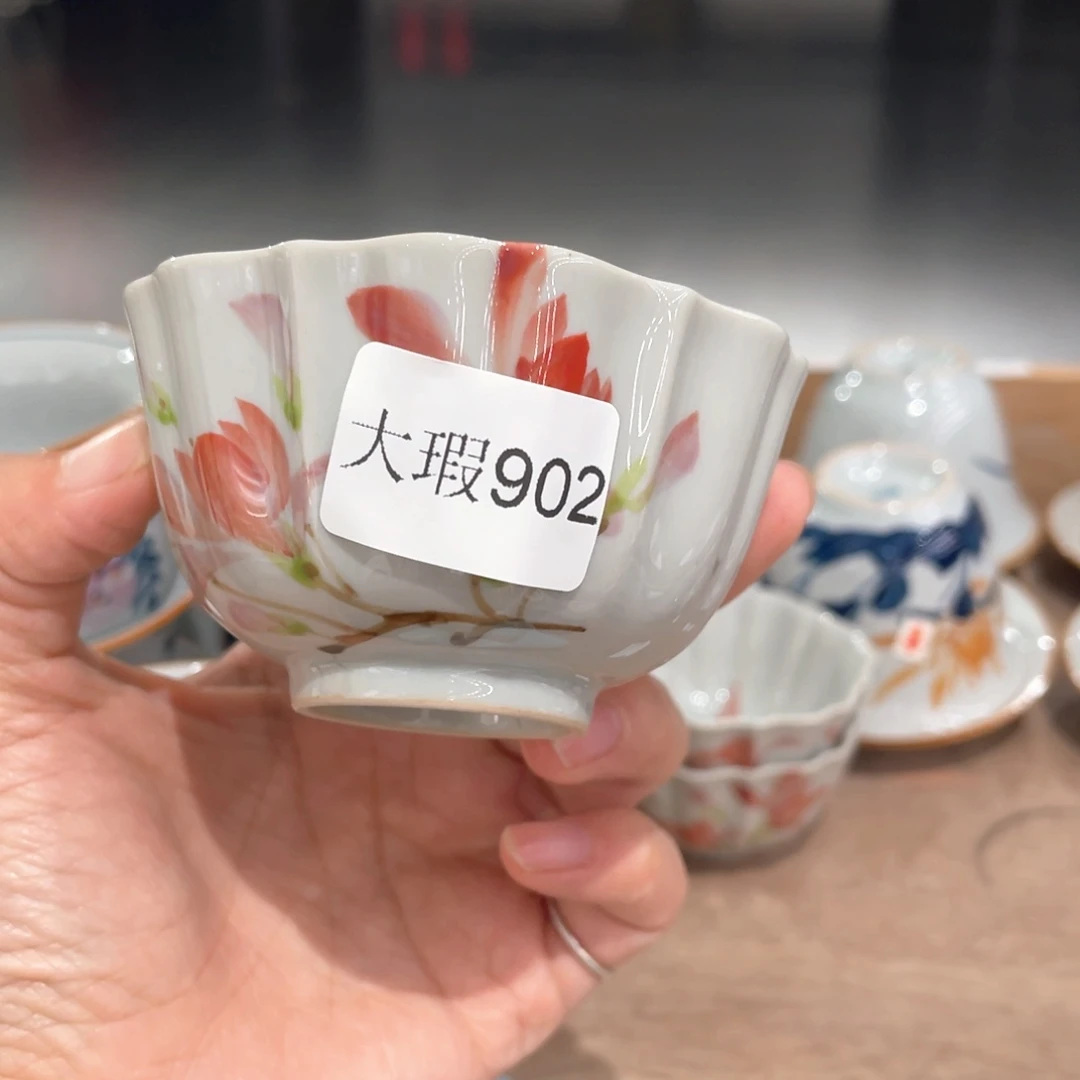 釉下手绘茶具微瑕