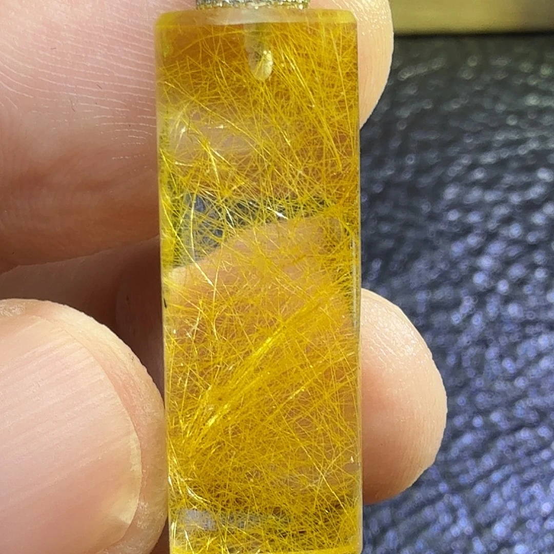 M***M未镶嵌水晶吊坠(赠链)