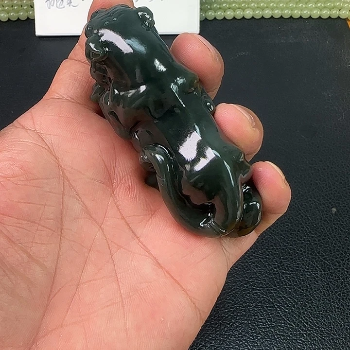 未镶嵌和田玉把件