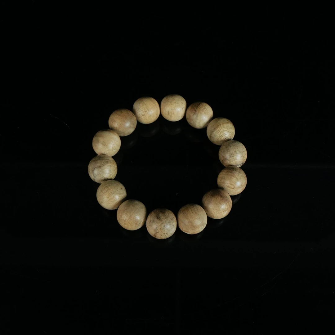 DY-B1205 伊利安生结黄油老料沉香手串 1.7cm 20.5g