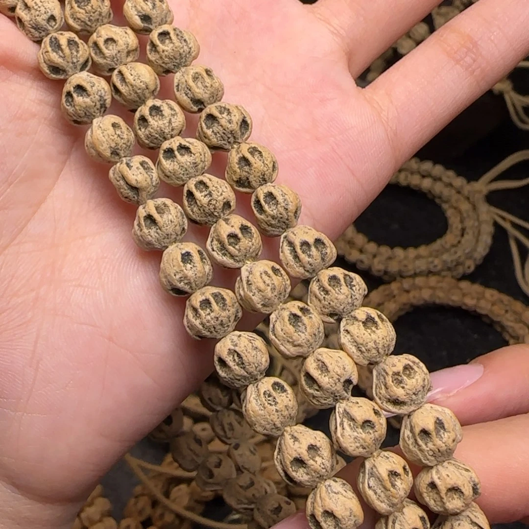 柏香籽/百香籽吊坠馬**騛