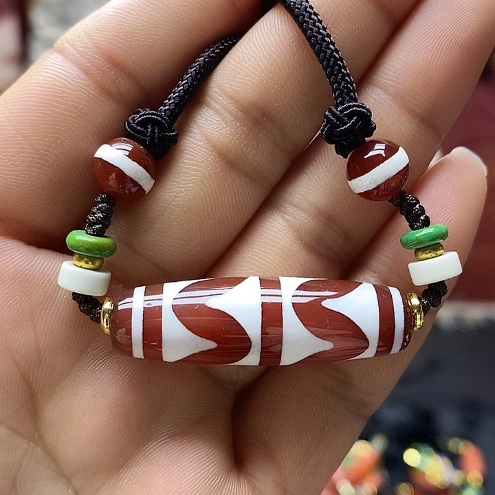 玛瑙/玉髓合金颈饰