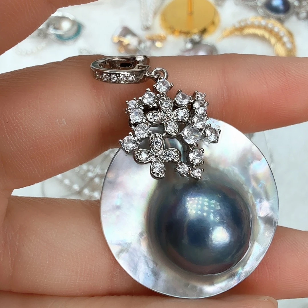 颈饰拼合珍珠（马贝珠）未镶嵌