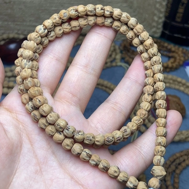 【闪购商品】吊坠柏香籽/百香籽