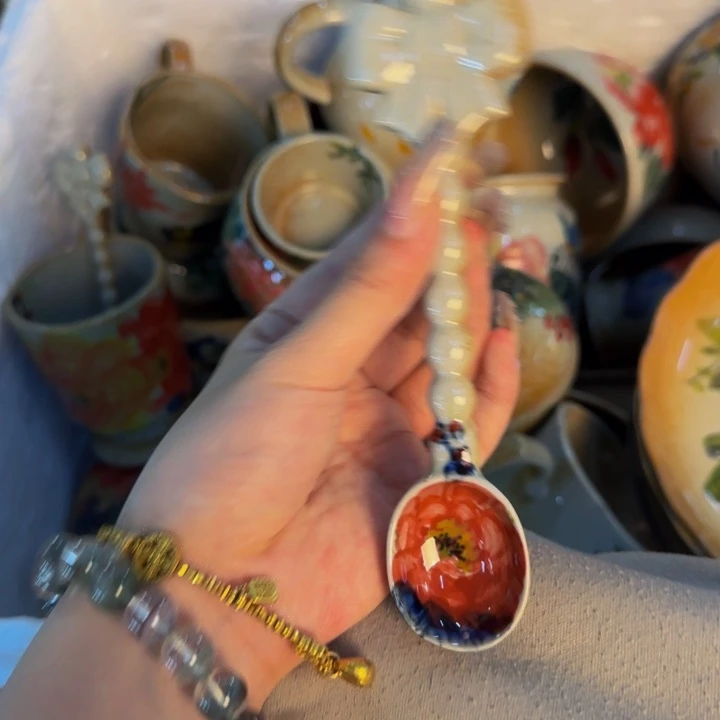 瓷片手工手绘细微不一样