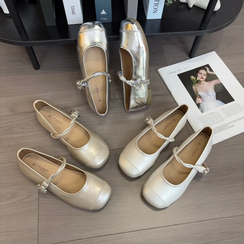 韩版百搭银色水钻一字带单鞋女鞋子新款夏季法式玛丽珍平底奶奶鞋