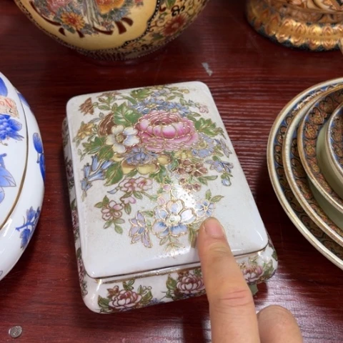 瓶瑕疵。。。。。。。。。。。。。。。。。。。。。