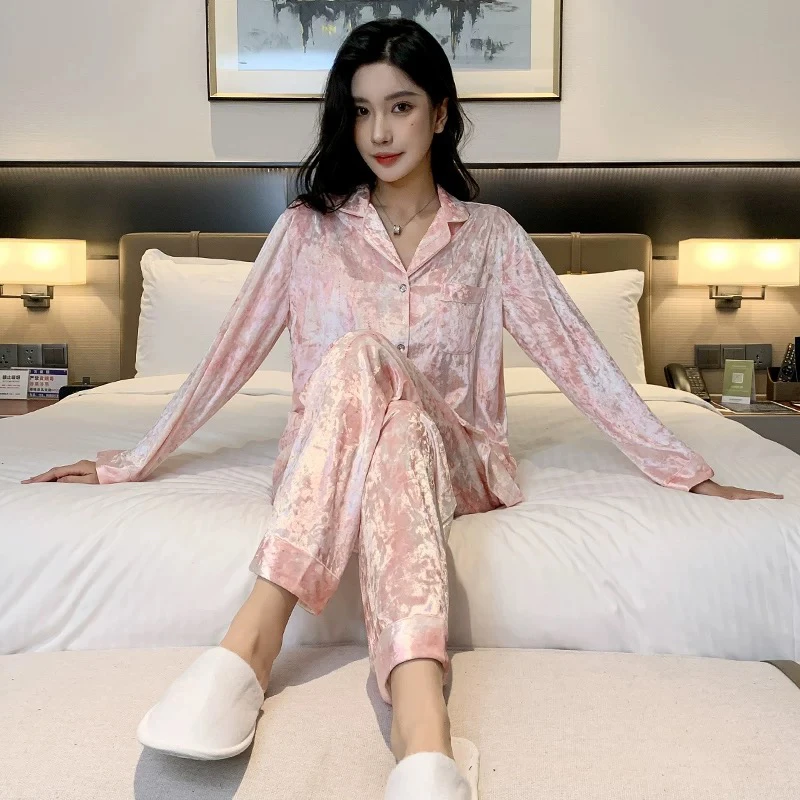 丝绒女款长袖睡衣