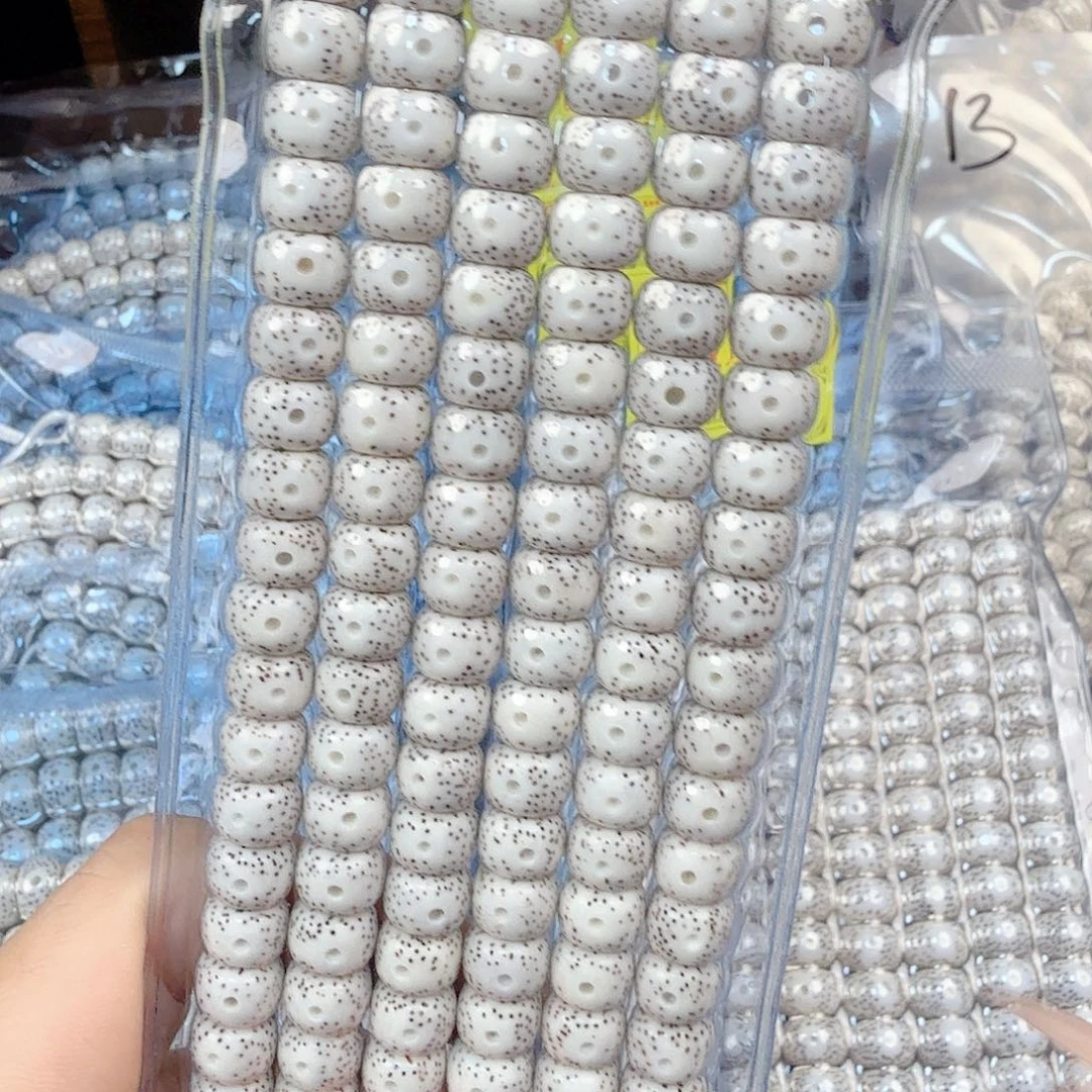 周***豪吊坠星月菩提福利不退换