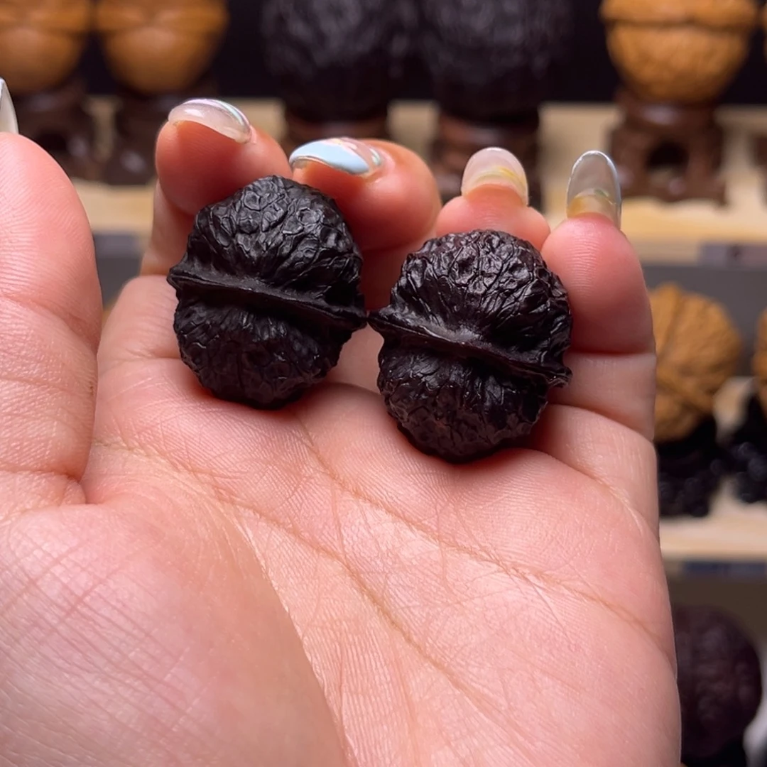 文玩核桃把件5……金甲麒麟Y