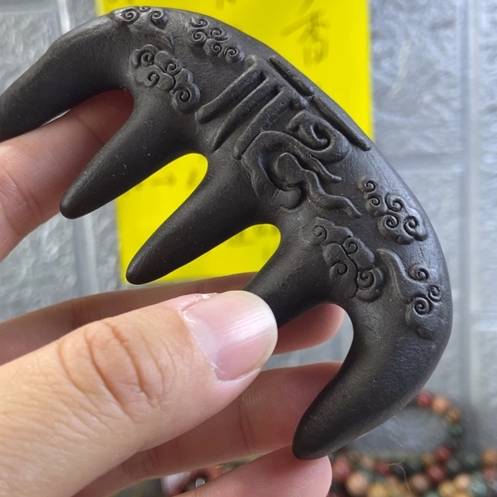 泥塑何首乌梳子00