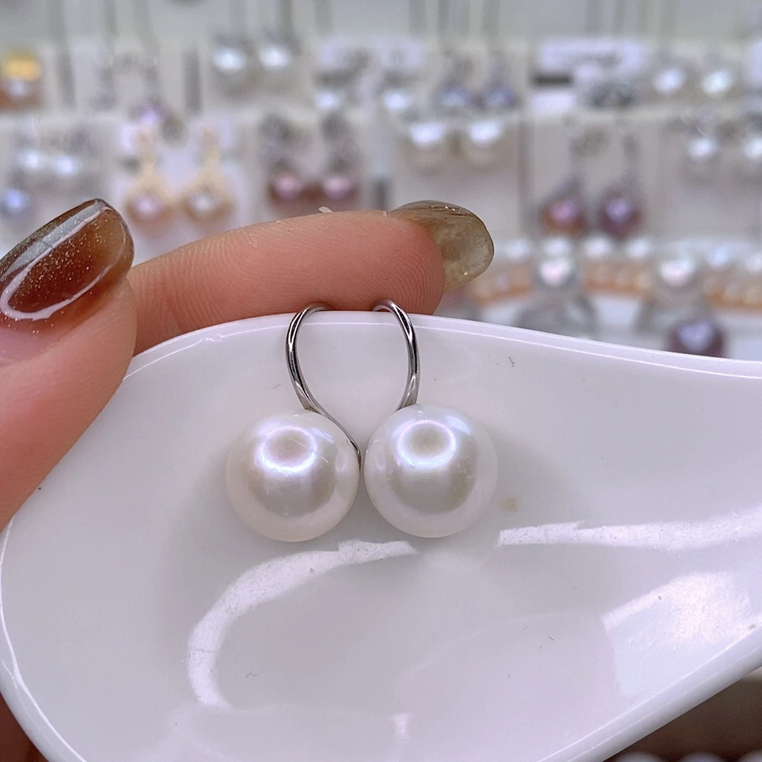 淡水珍珠颈饰未镶嵌