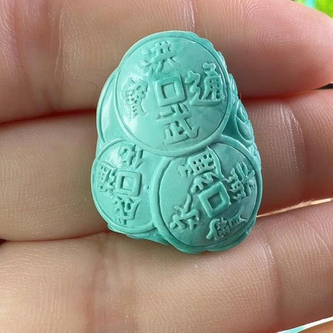 绿松石未镶嵌颈饰