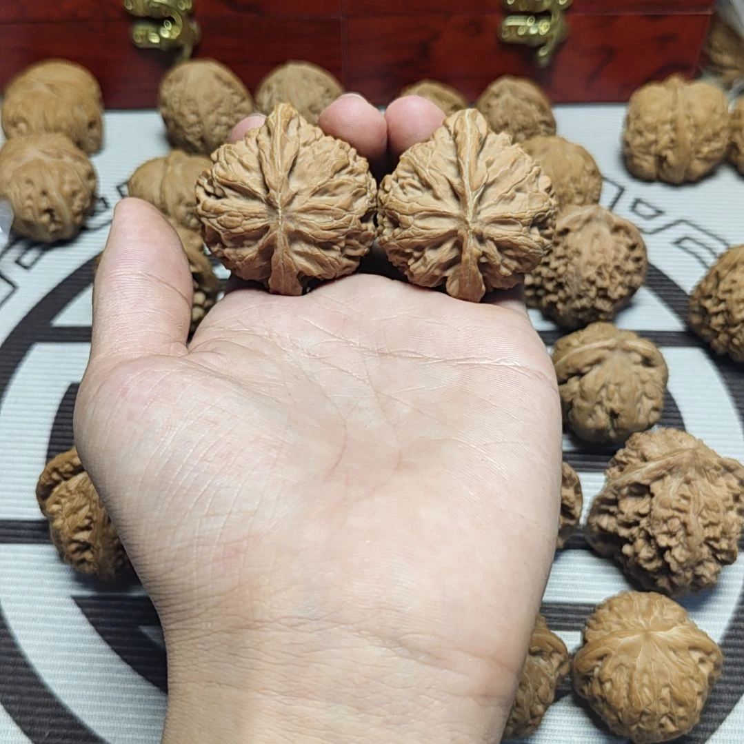 九***天吊坠桃核全品无修有黄尖宫灯